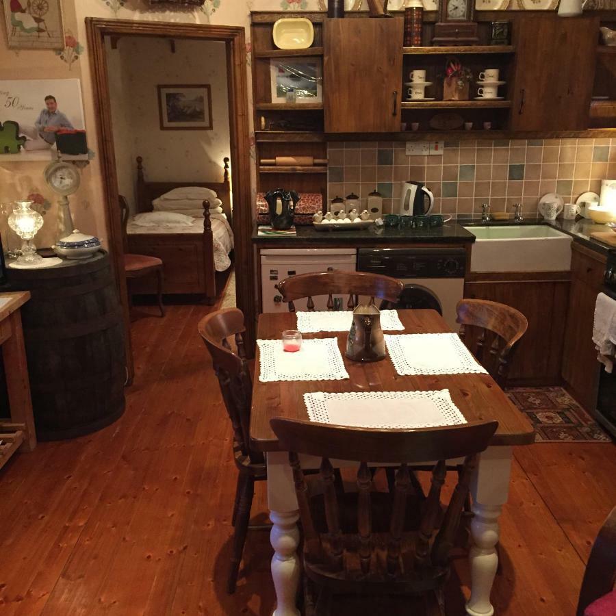 Teresas Cottage Donegal Town Екстер'єр фото